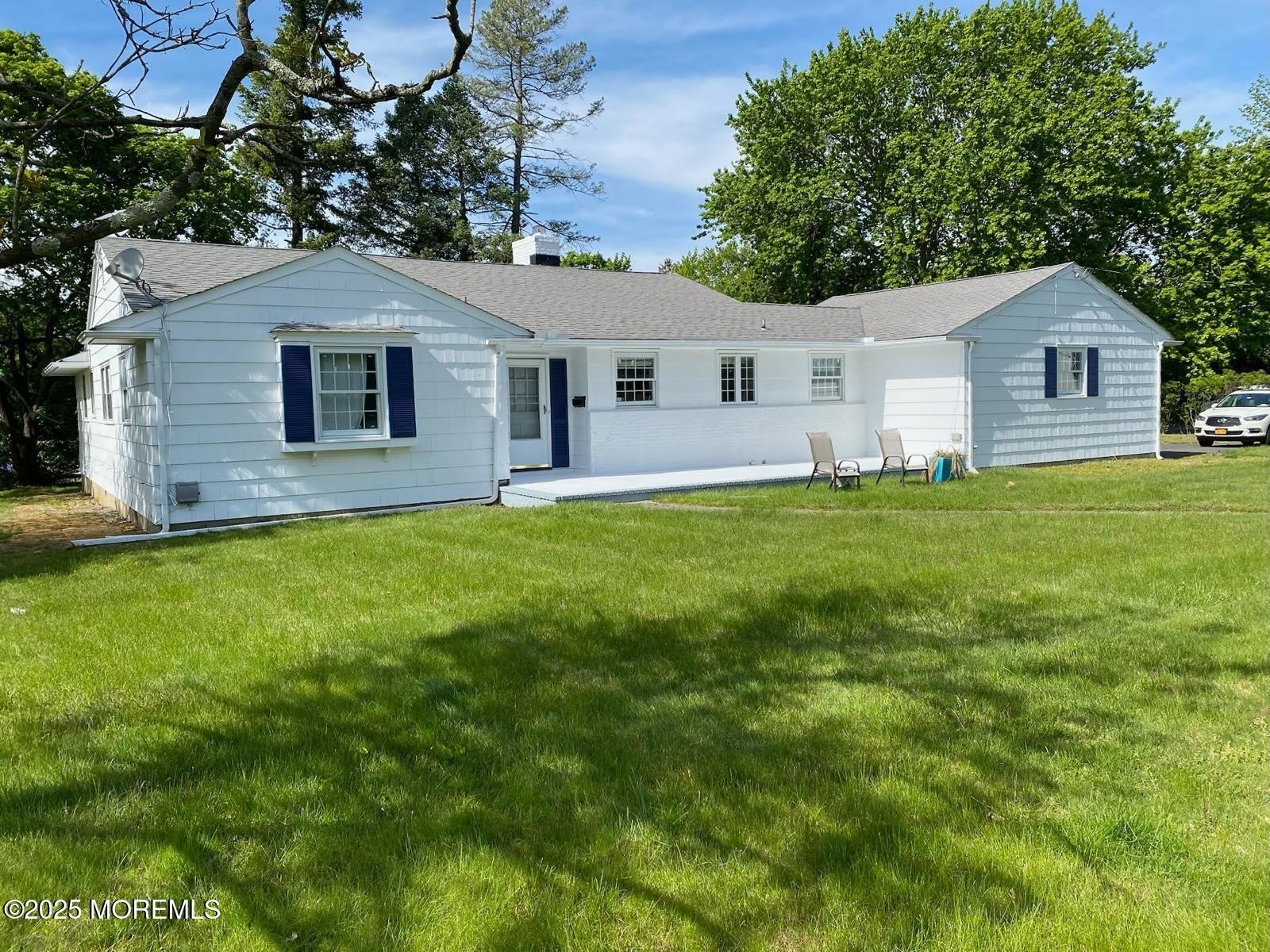 17 Palmer Avenue – photo 1