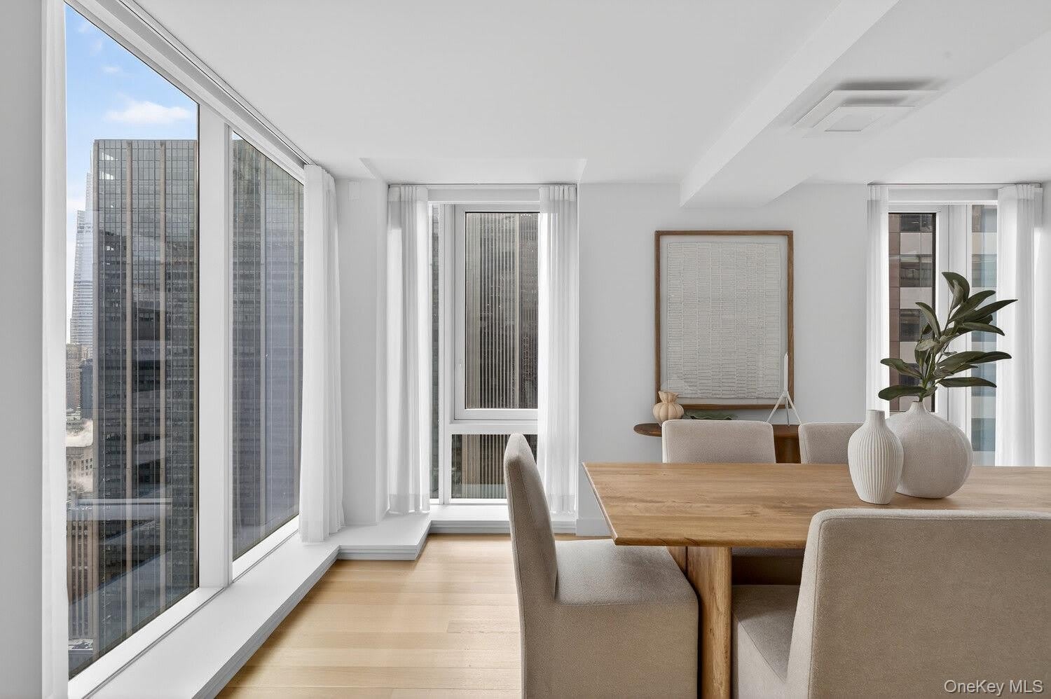 135 W 52ND Street – photo 3