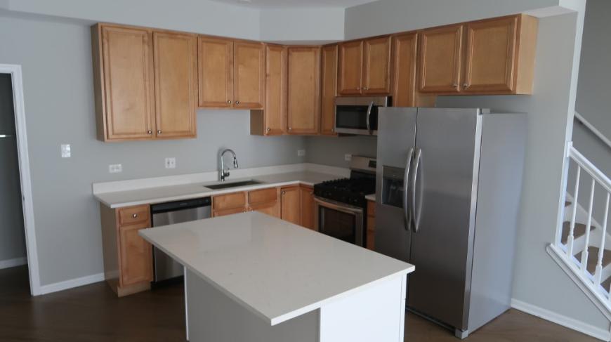 1448 W Chicago Ave – photo 3
