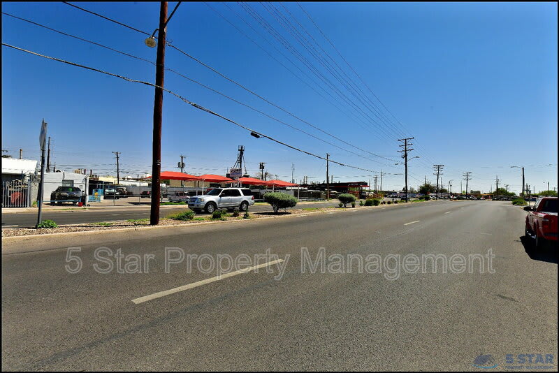 6806 Alameda Ave – photo 5
