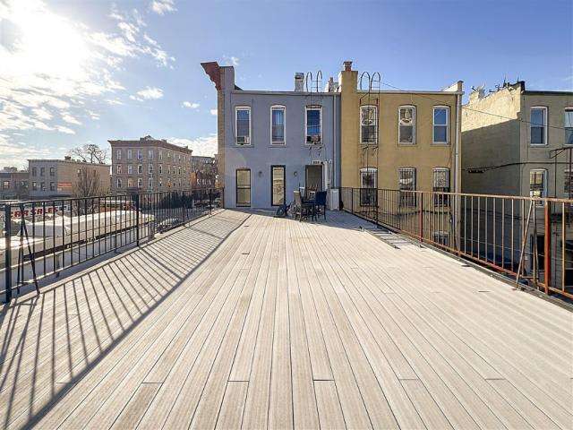 1283 Rogers Avenue – photo 2