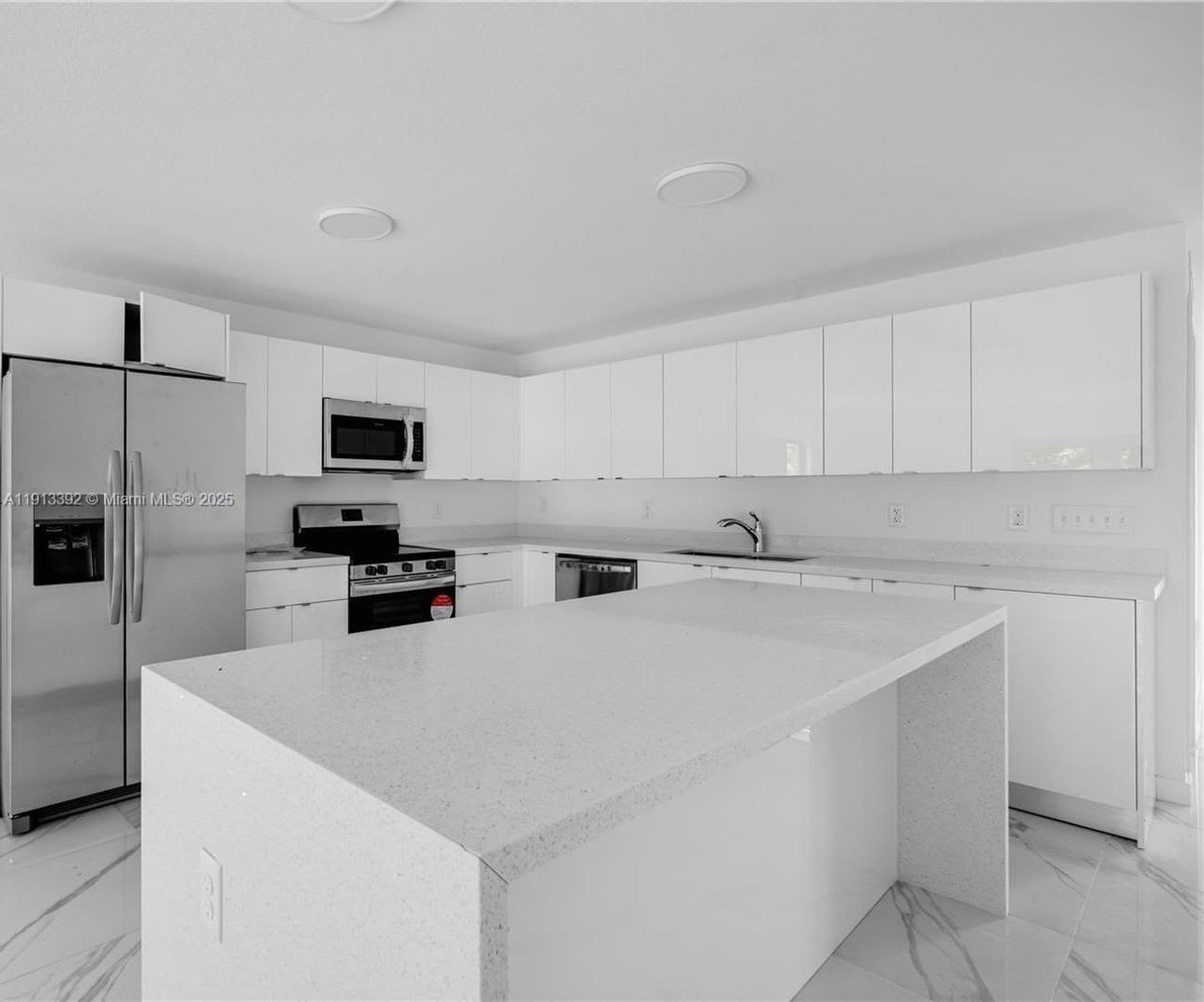 152 Nw 18Th Street Homestead Fl 33030 – photo 2