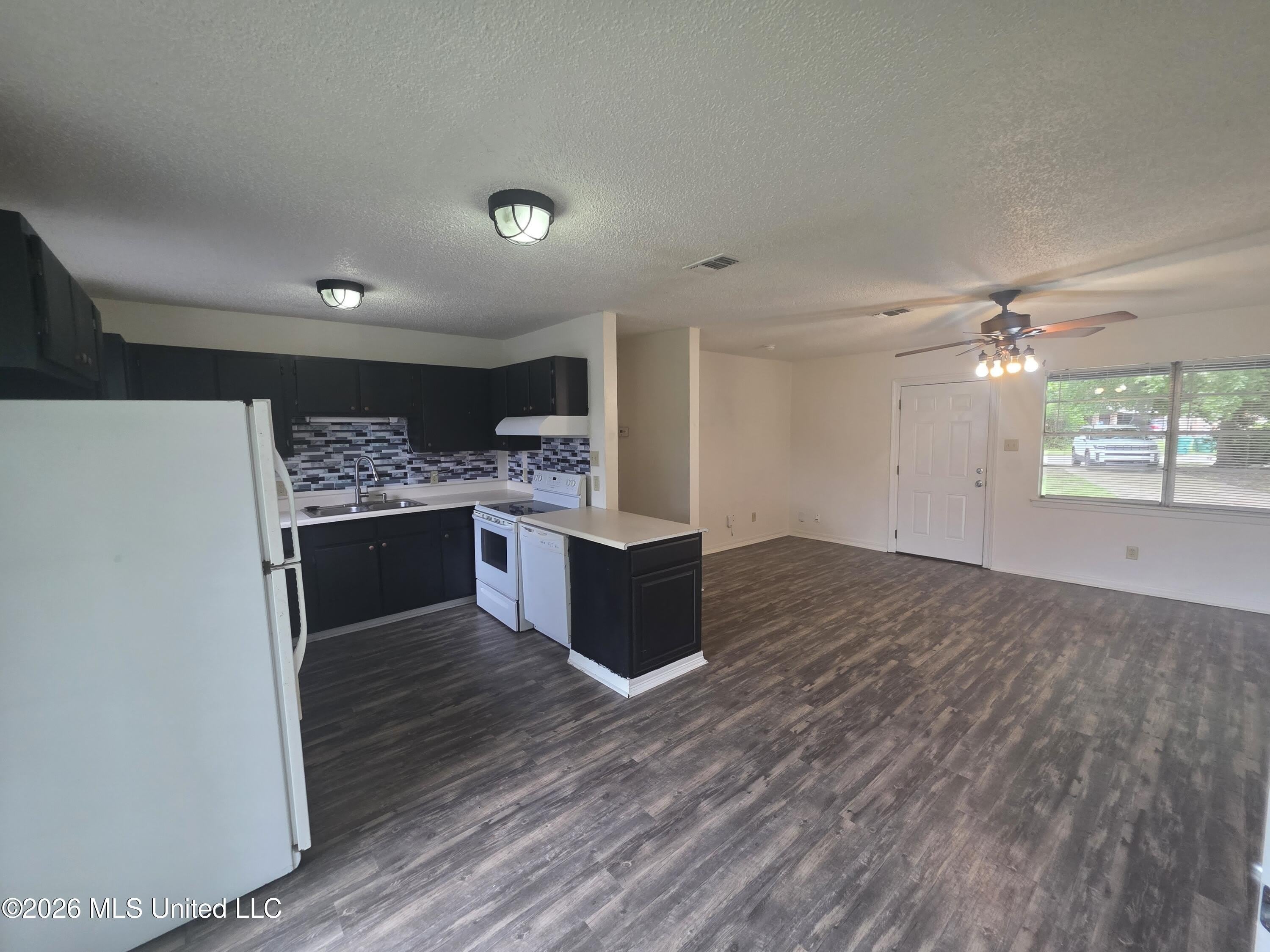 905 Spanish Acres Drive – photo 3