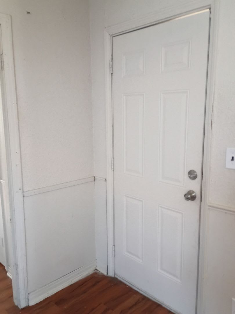 Efficiency for Rent – photo 1