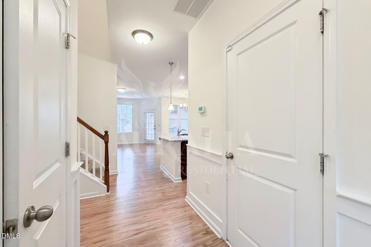 907 Saratoga Drive – photo 5