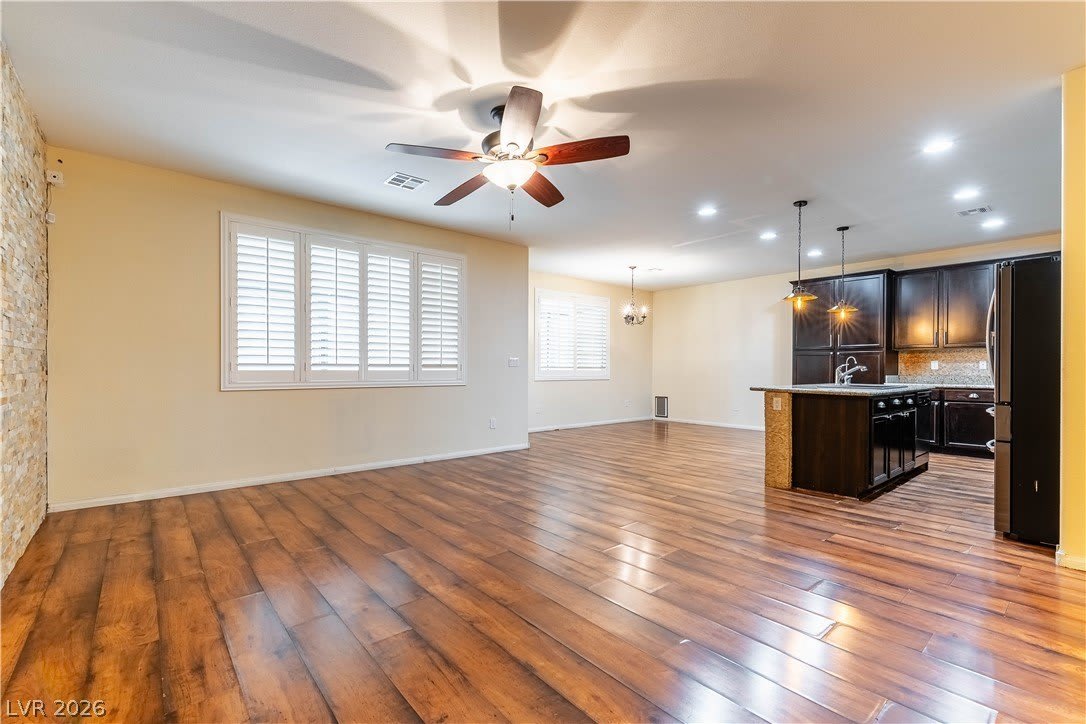 7741 Donner Peak Street – photo 5