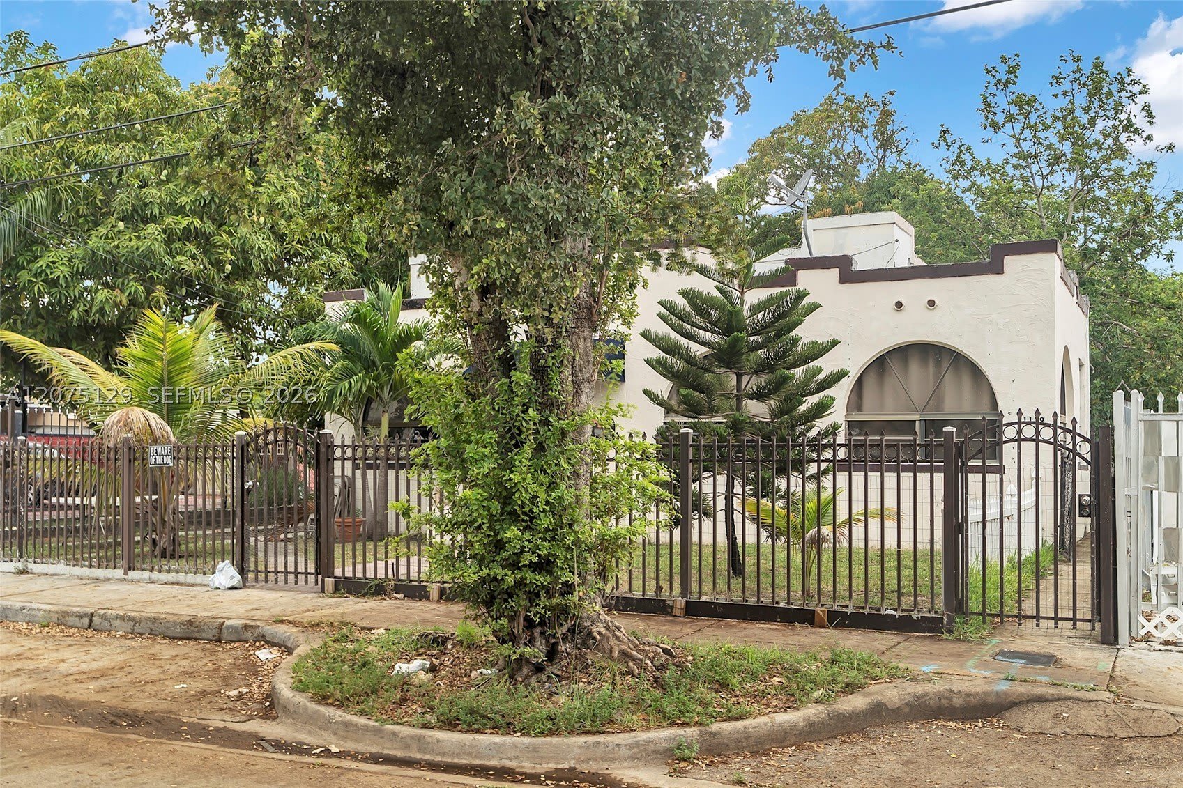 1137 NW 29th Ter – photo 2
