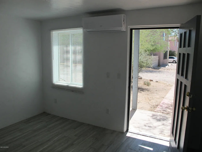 1120 East Water Street – photo 3