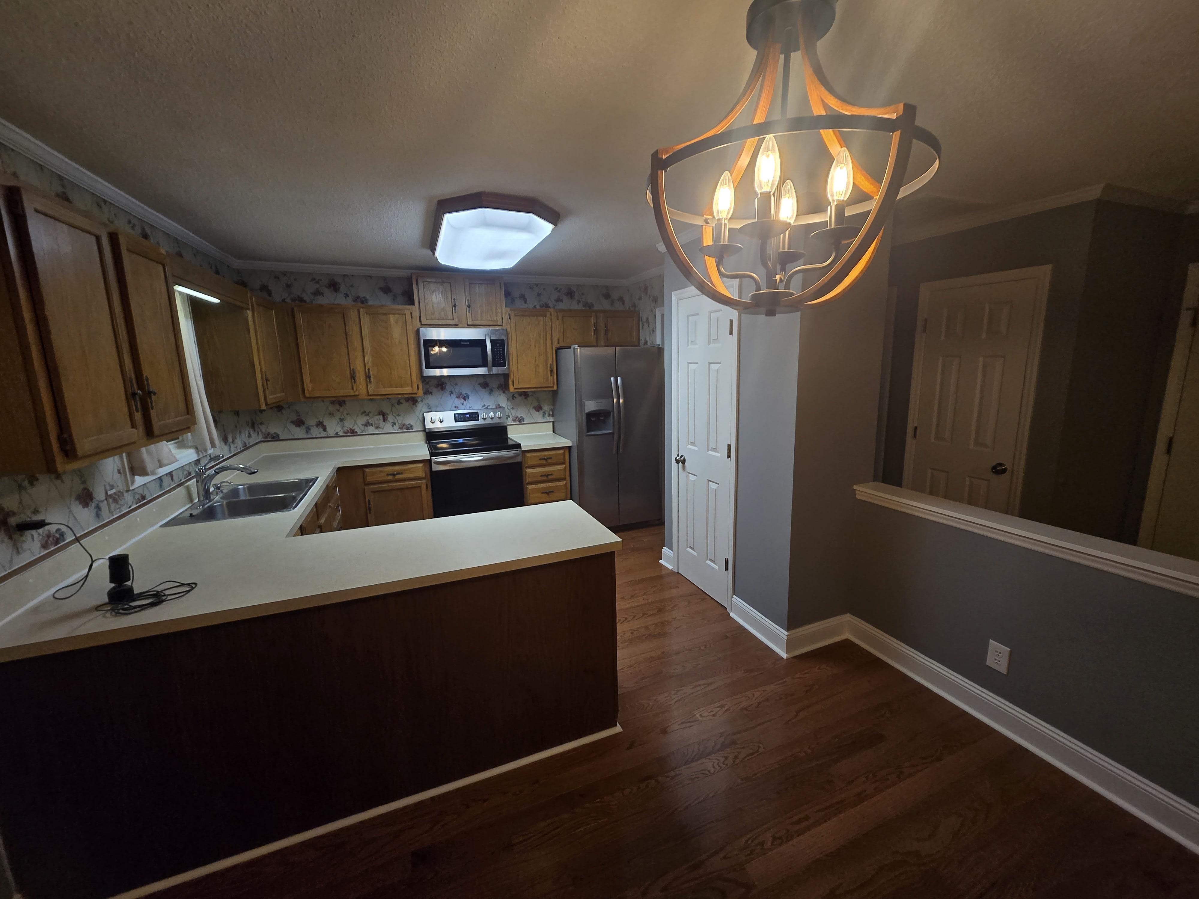 8610 Haw River Rd – photo 5