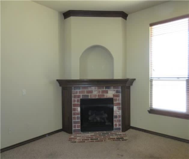 7621 Twin Oaks Dr – photo 4