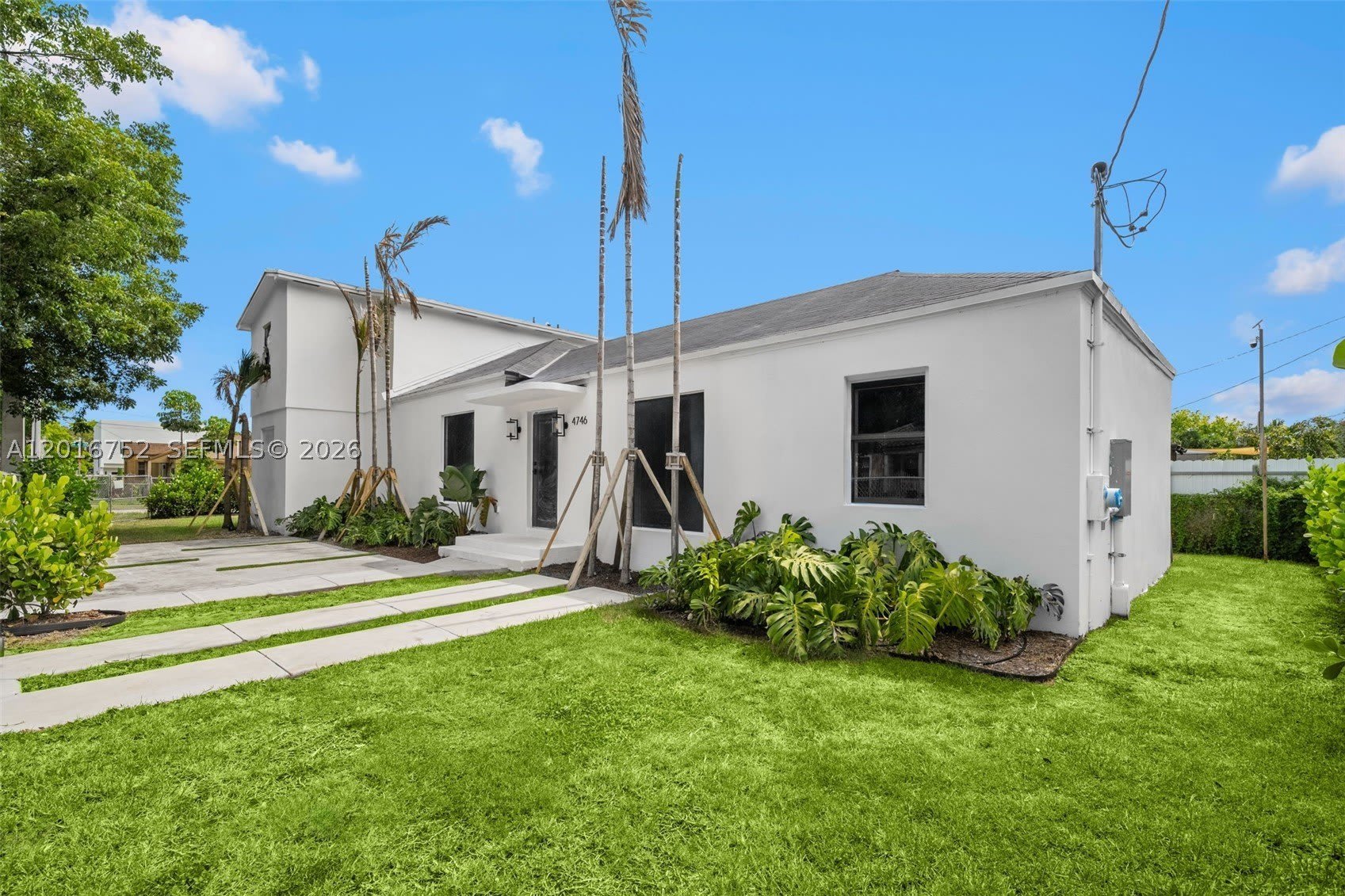 4746 NW 10th Ave – photo 5