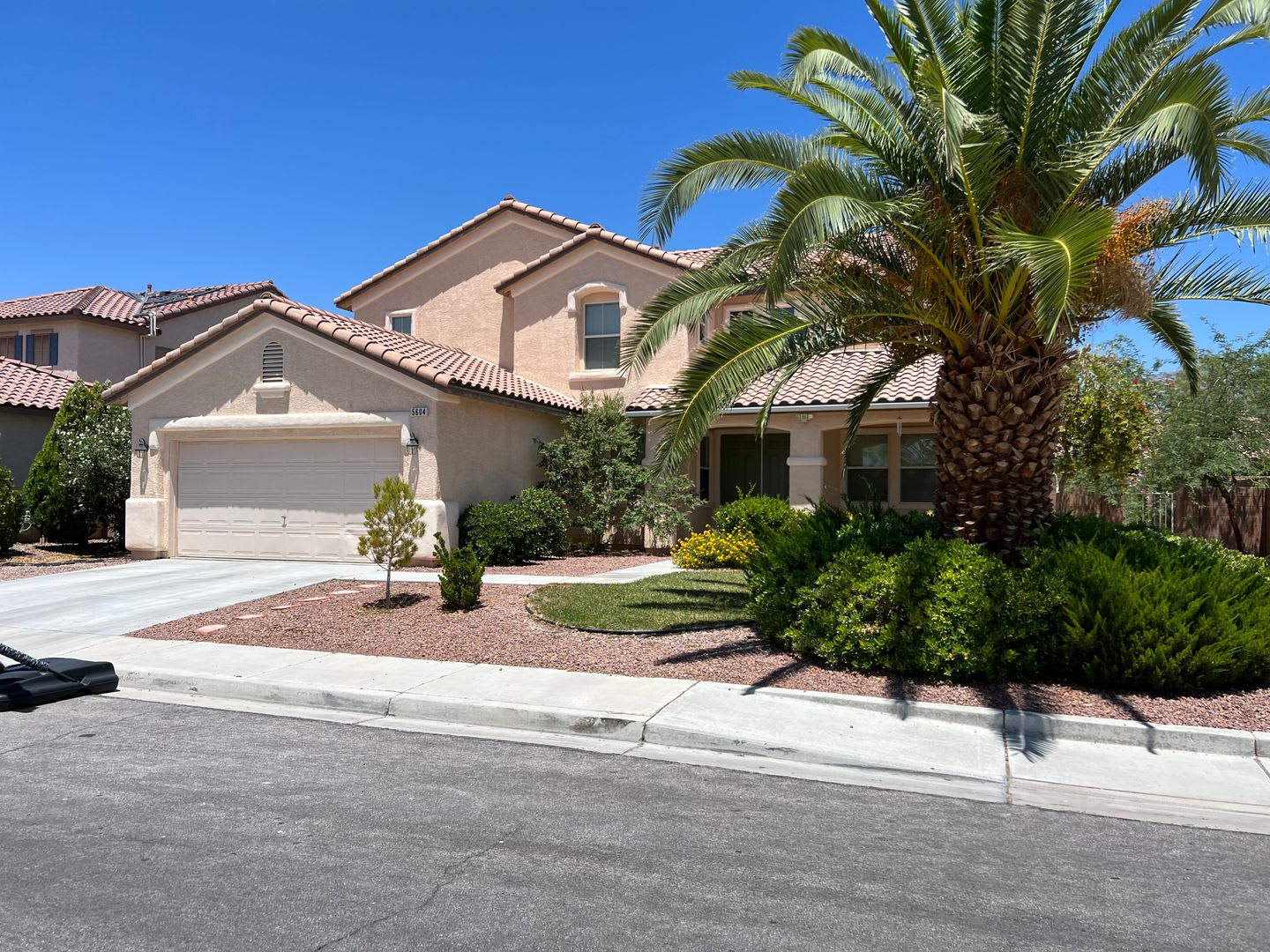 Large Amazing Home In Iron Mountain Ranch – photo 1
