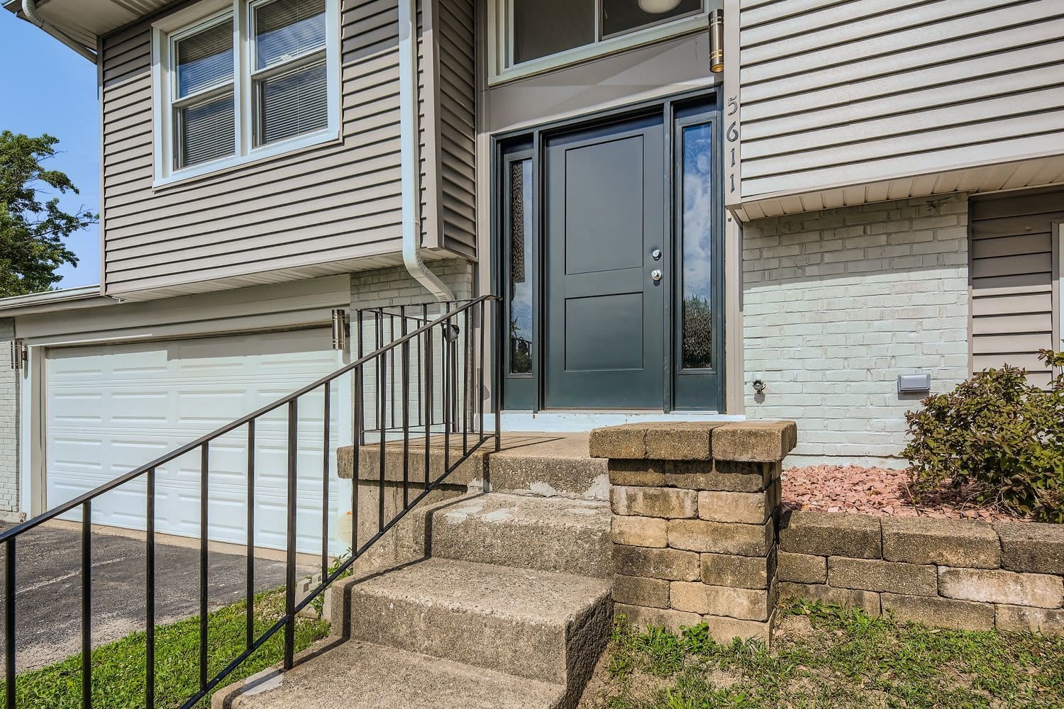5611 Allemong Drive – photo 4
