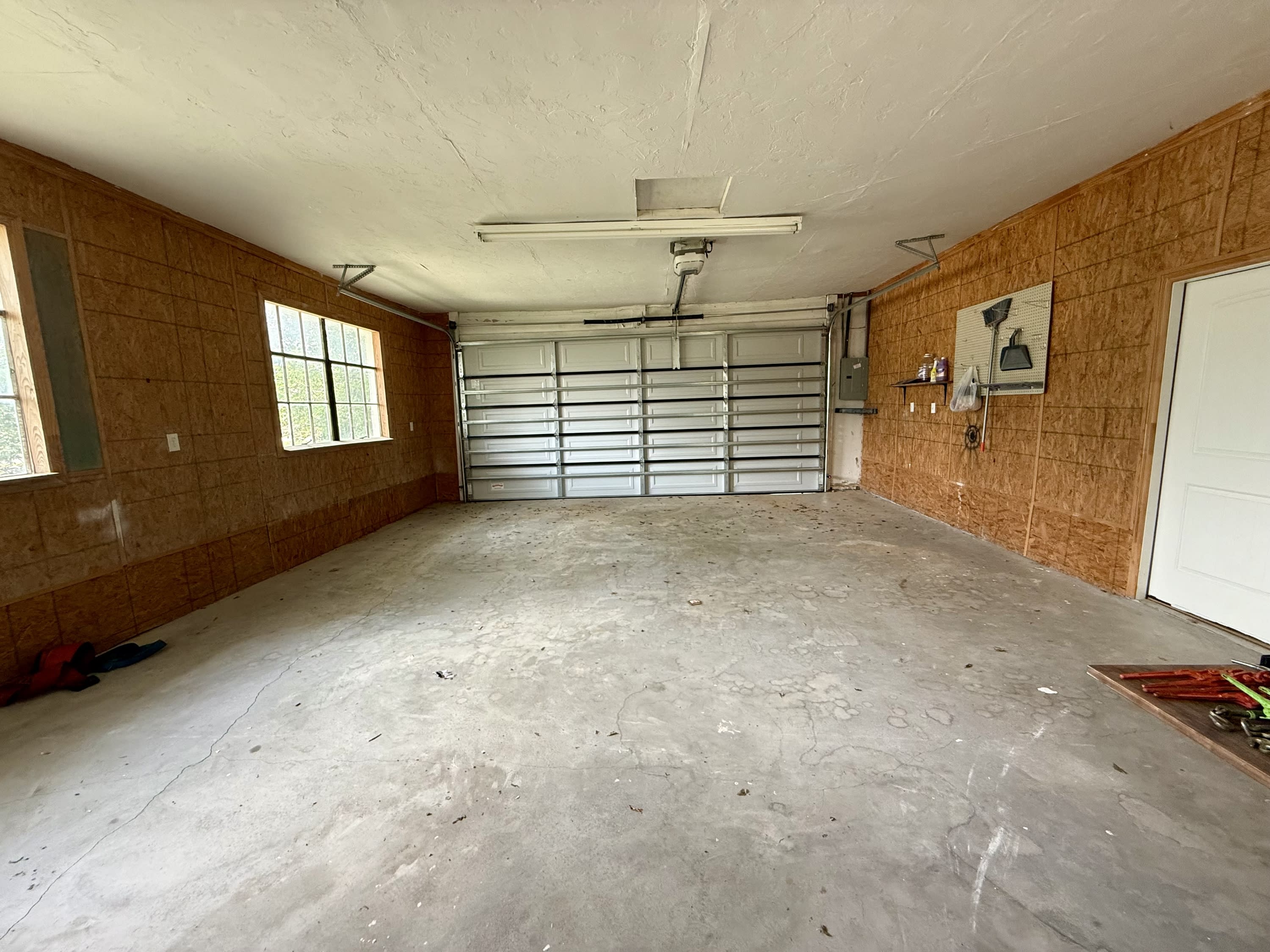 915 West Kings Road – photo 3