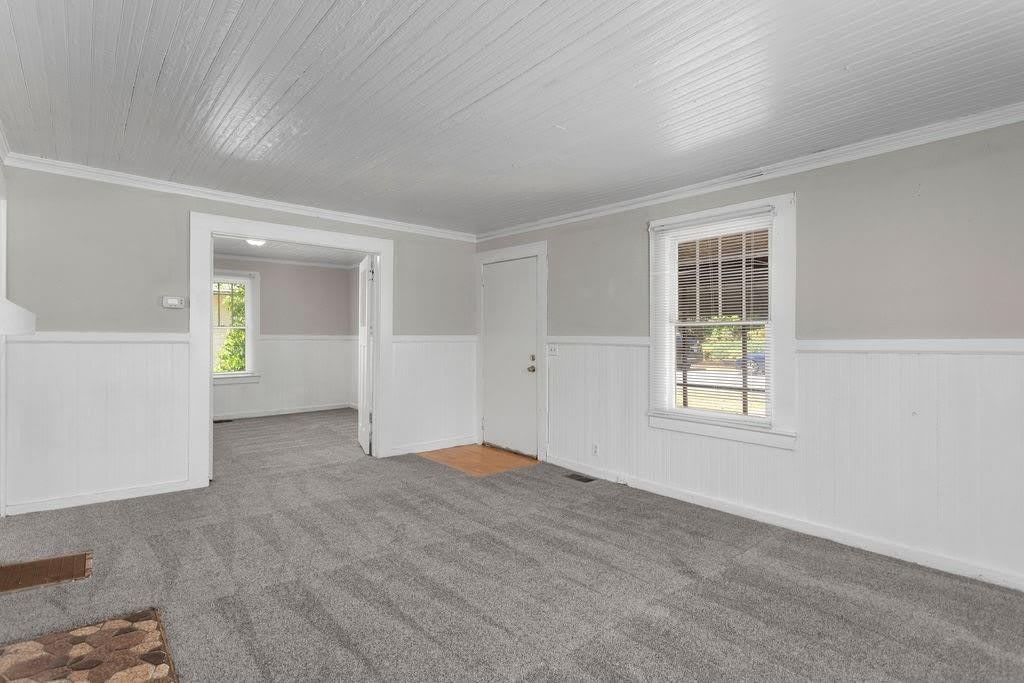 1742 Ware Avenue – photo 3