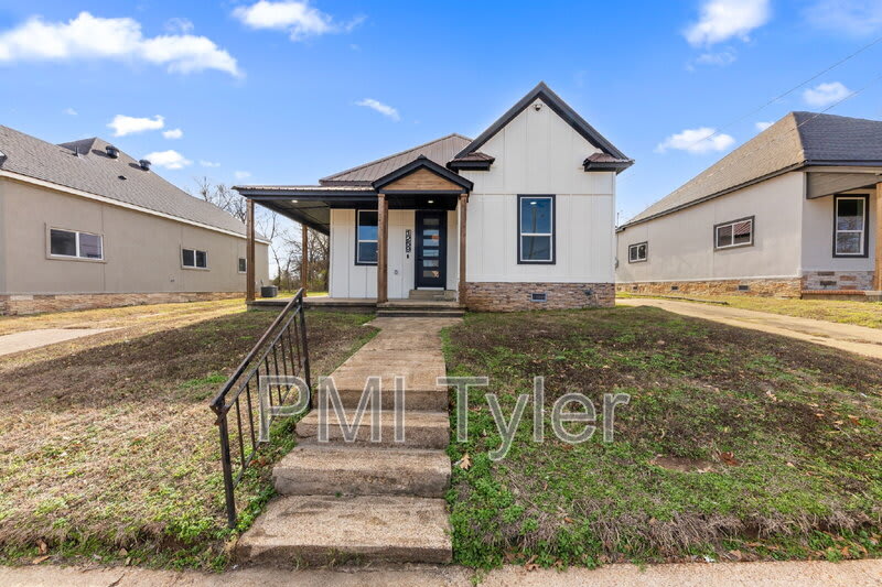 1259 Bonham Street – photo 2