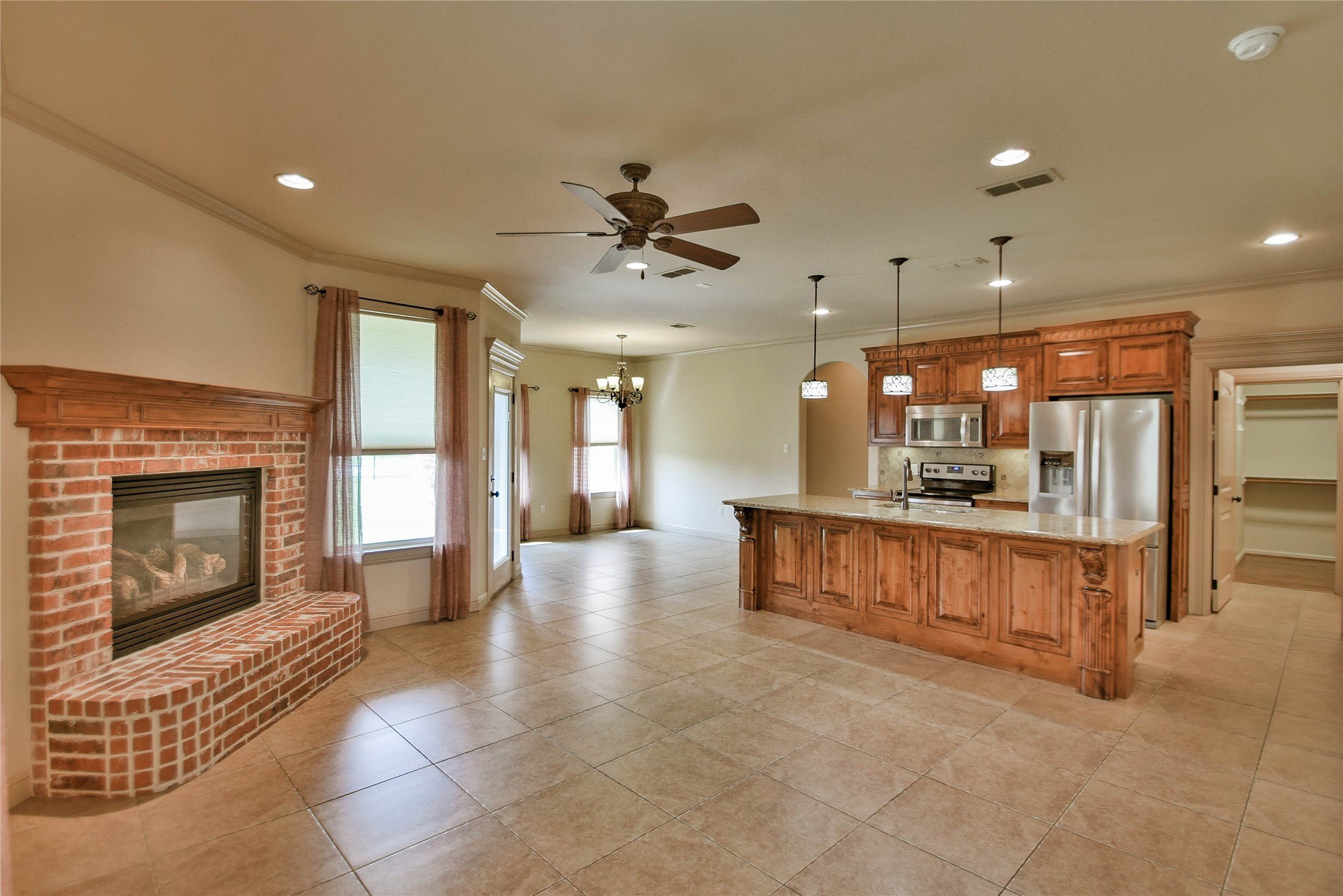 202 Captains Court – photo 5