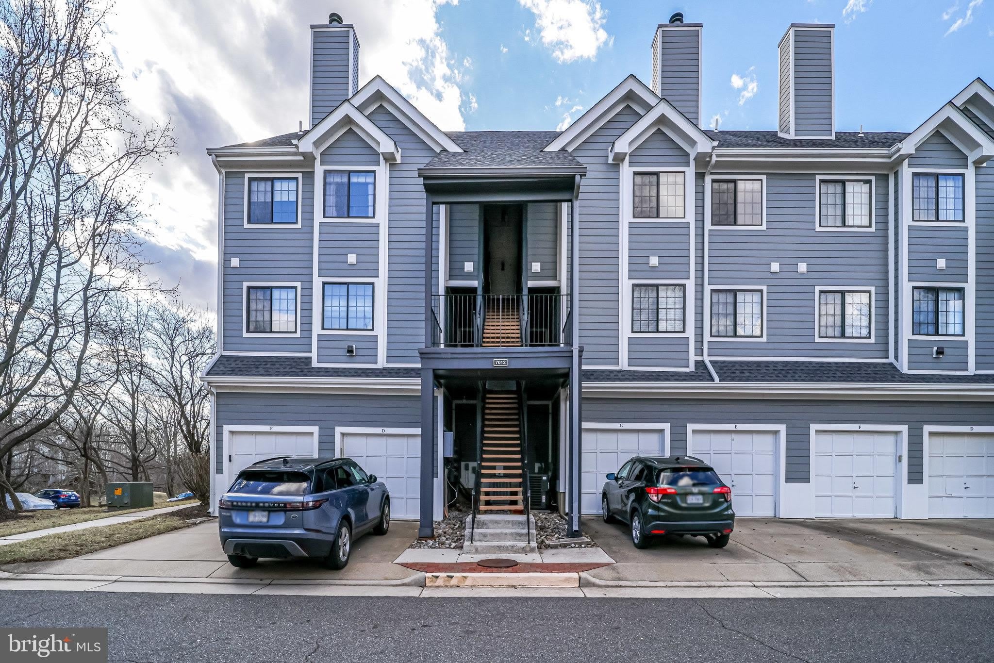 7012 IRWELL Lane – photo 2