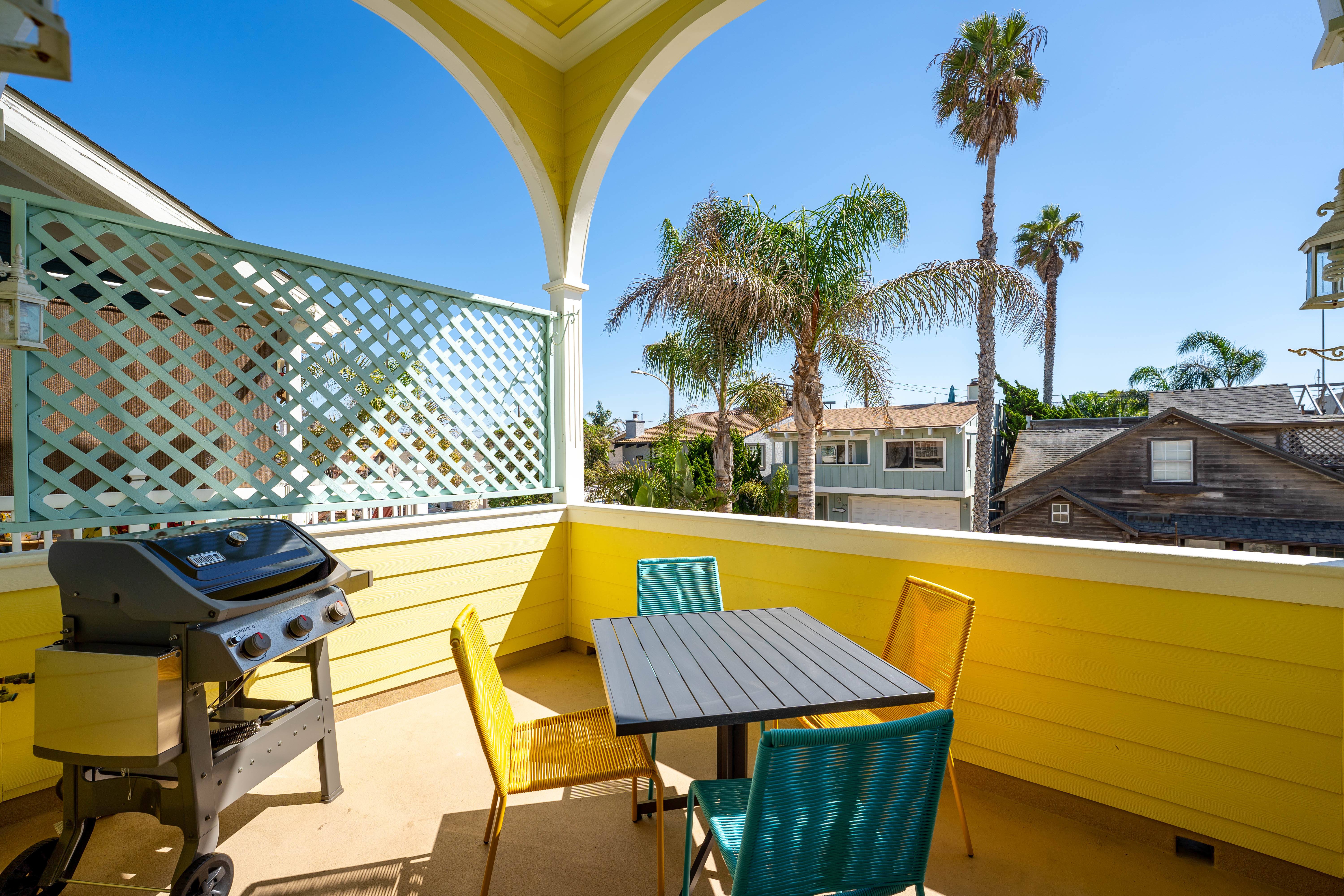 121 Los Angeles Ave – photo 1