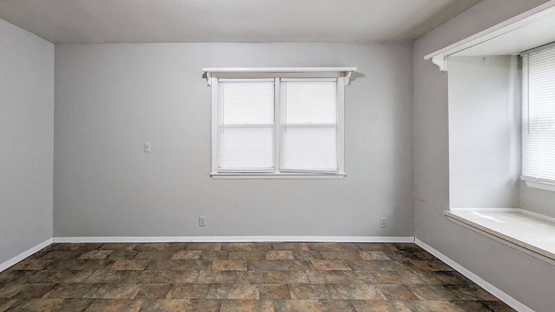 For Rent 1408 N Lorraine 3 Bedroom Home Available Now Short Walk From Ball State S Campus Updated Spacious Home – photo 5