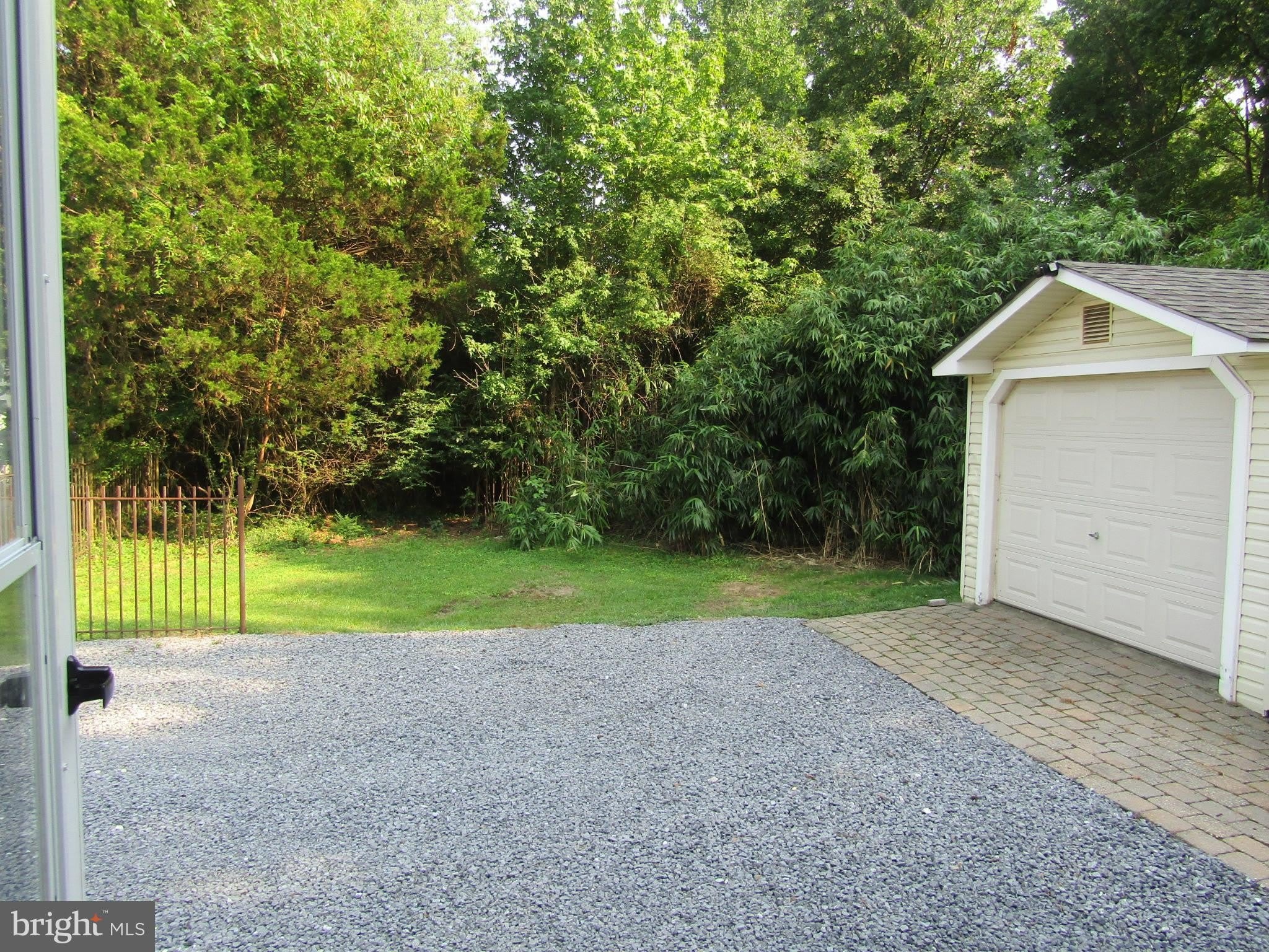 229 MARYLAND Avenue – photo 5