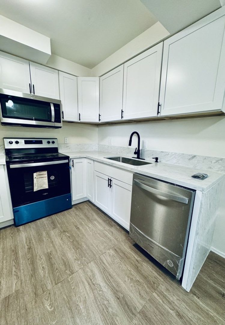 2731 Drew Lane – photo 2