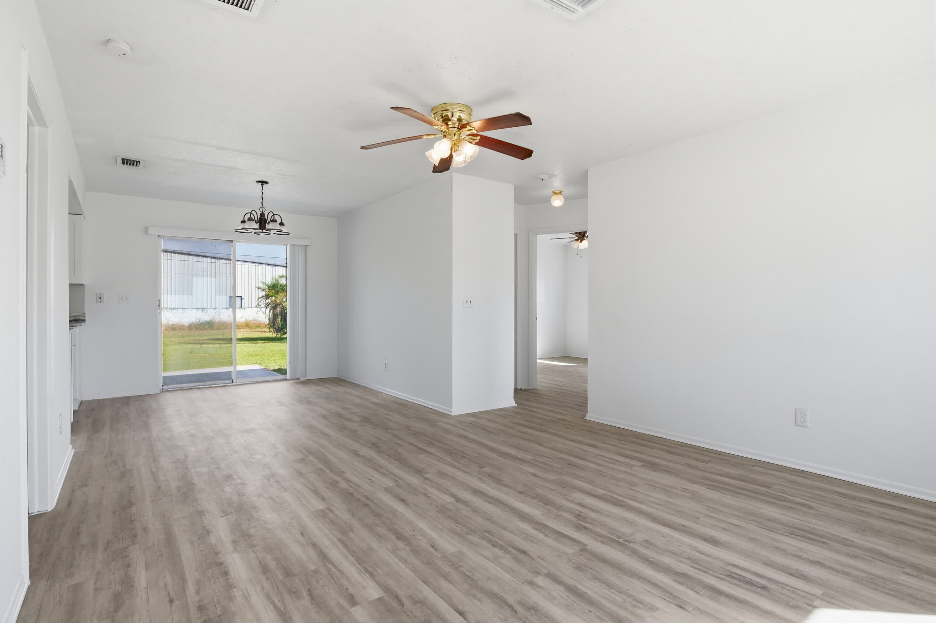 1130 Alabar Lane – photo 4