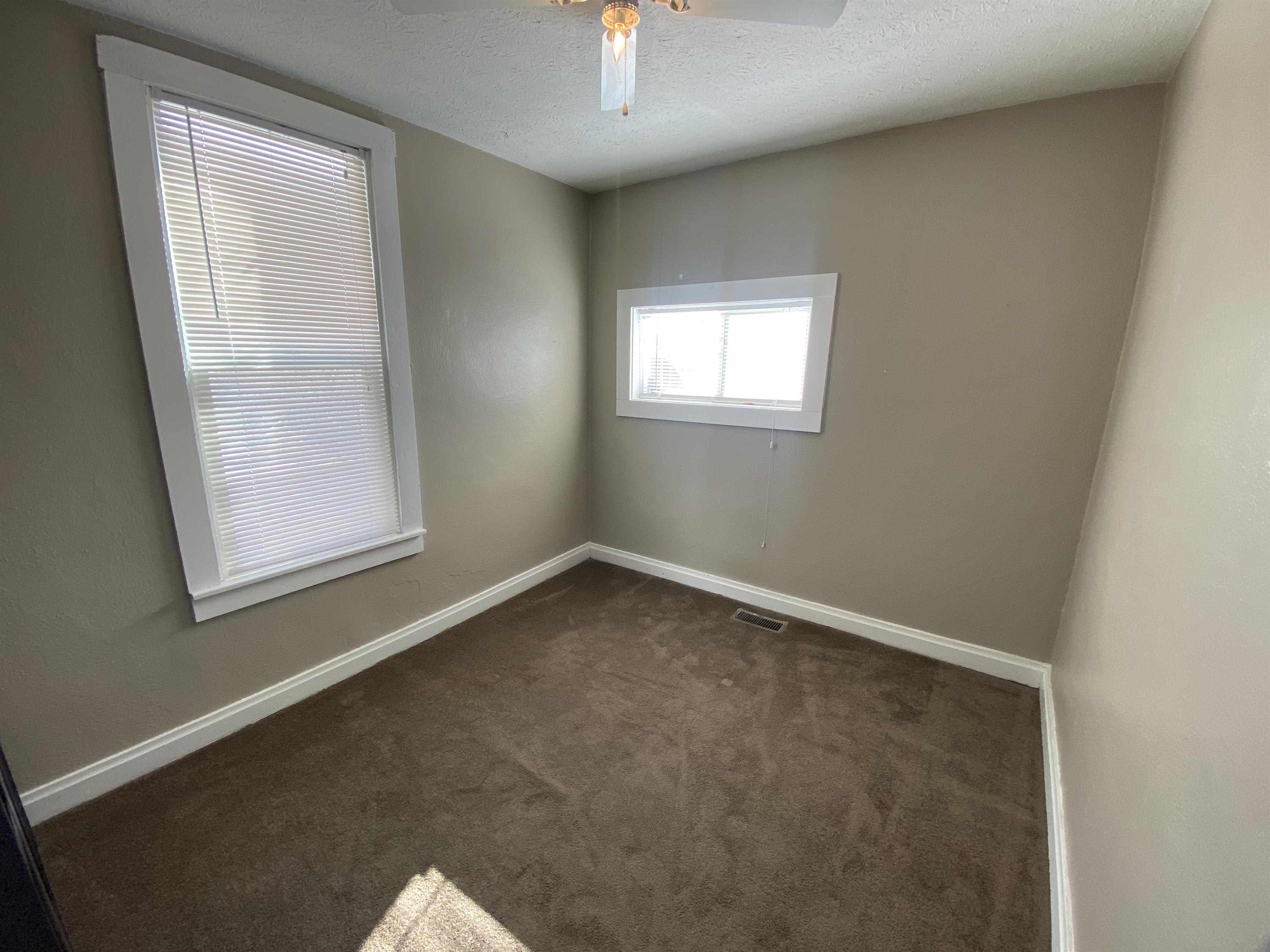511 12Th St – photo 4