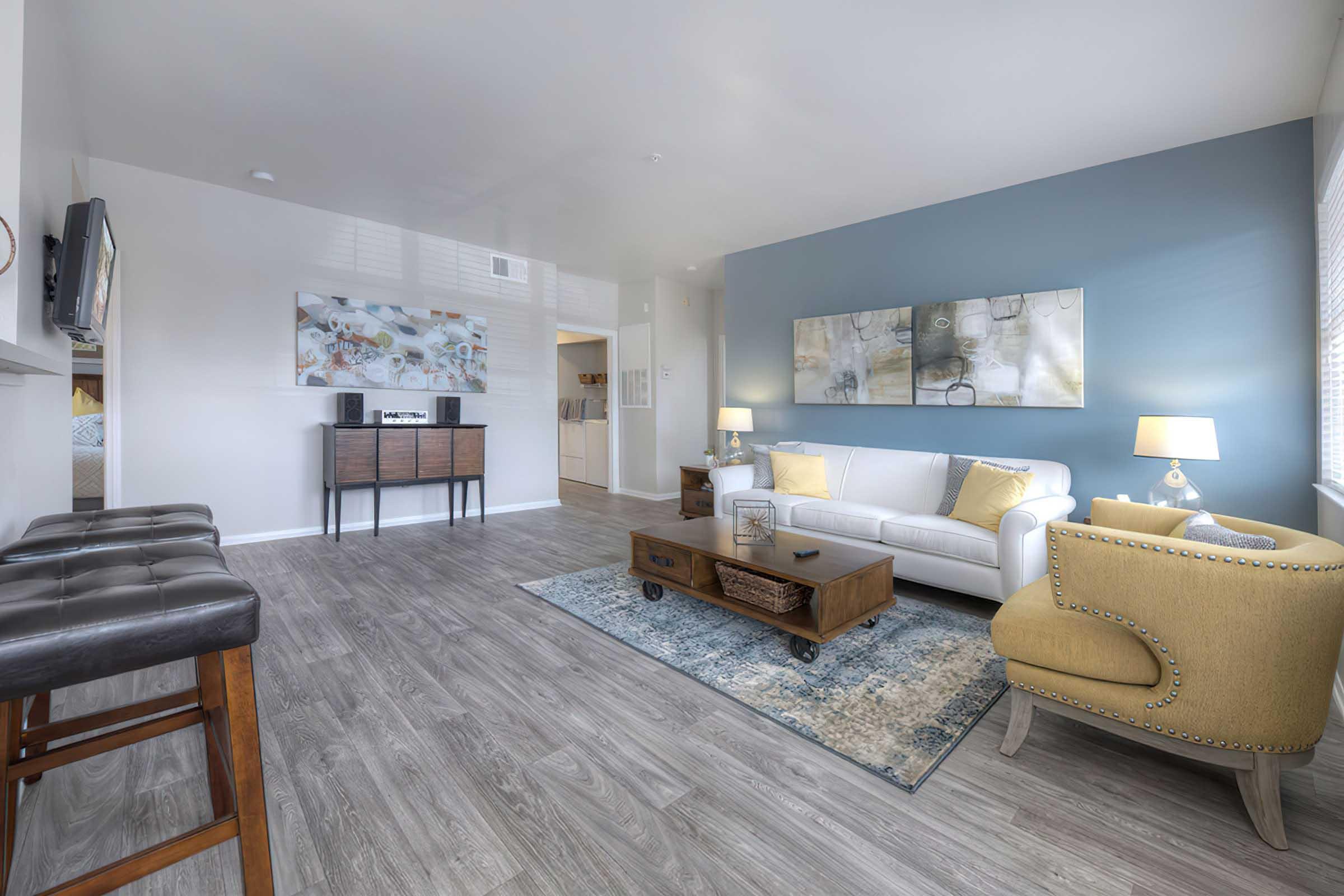 Manzanita Gate Apartments – photo 2