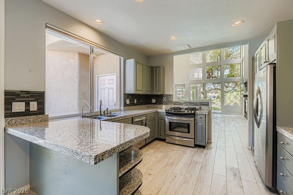 5016 Mount Pleasant Lane – photo 3