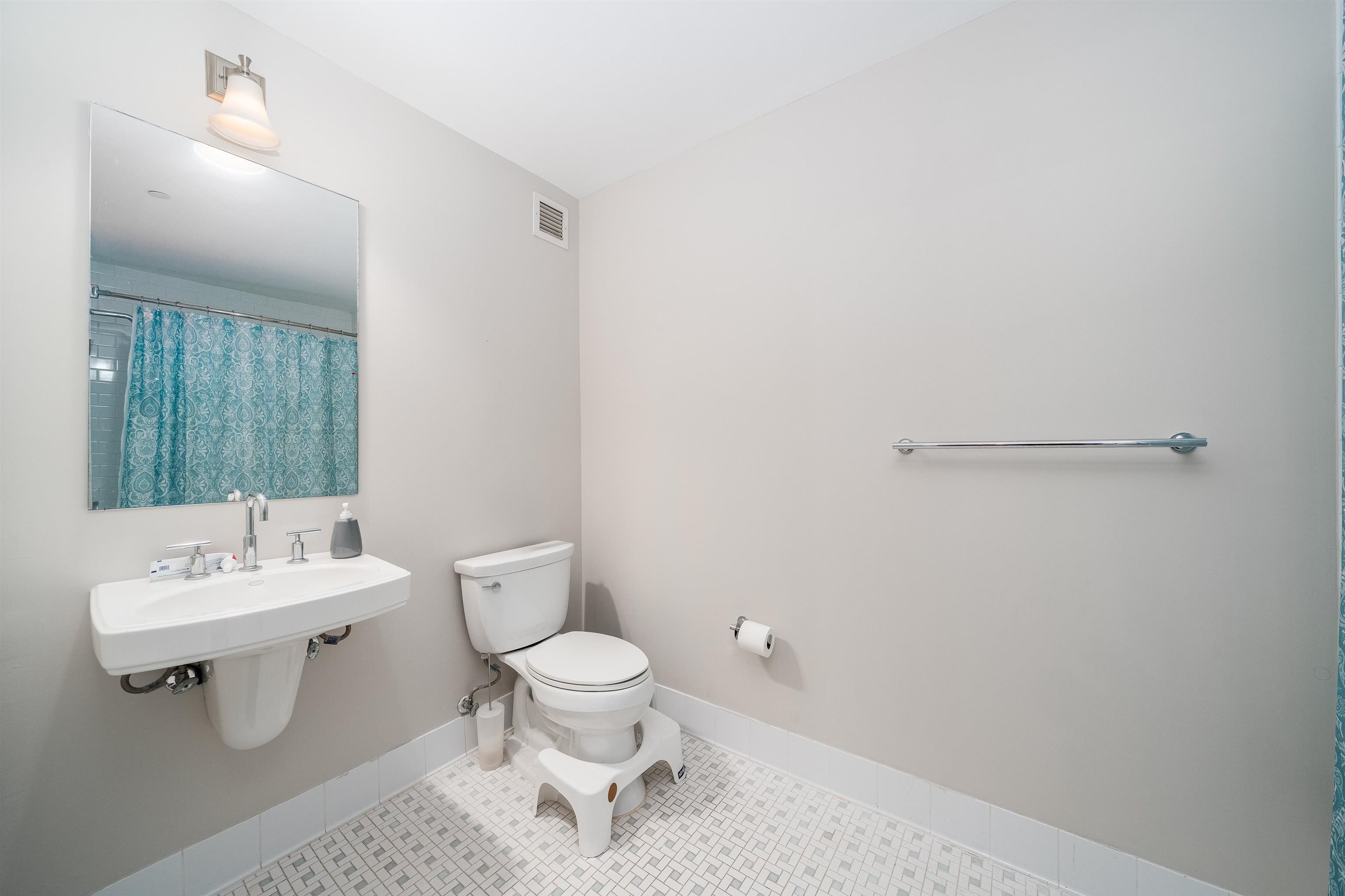 700 GROVE ST – photo 5