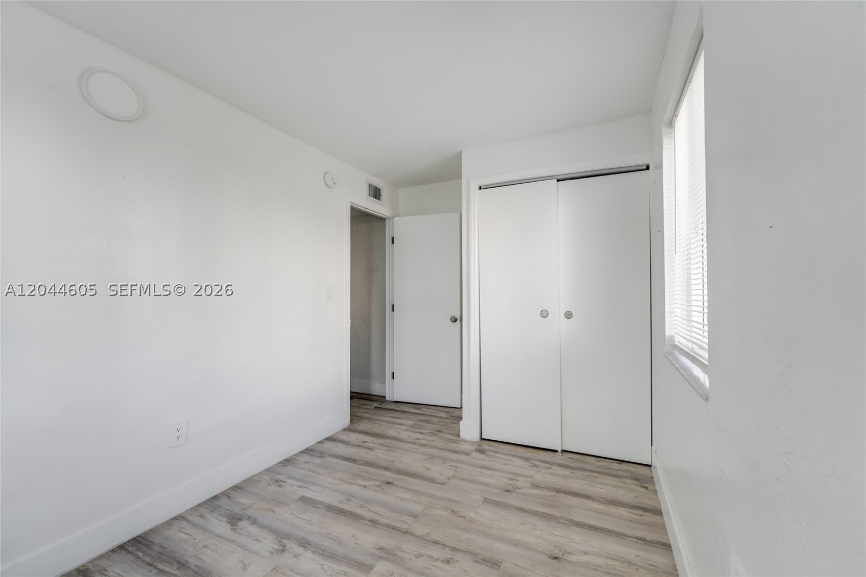 1630 NW 18th St – photo 5