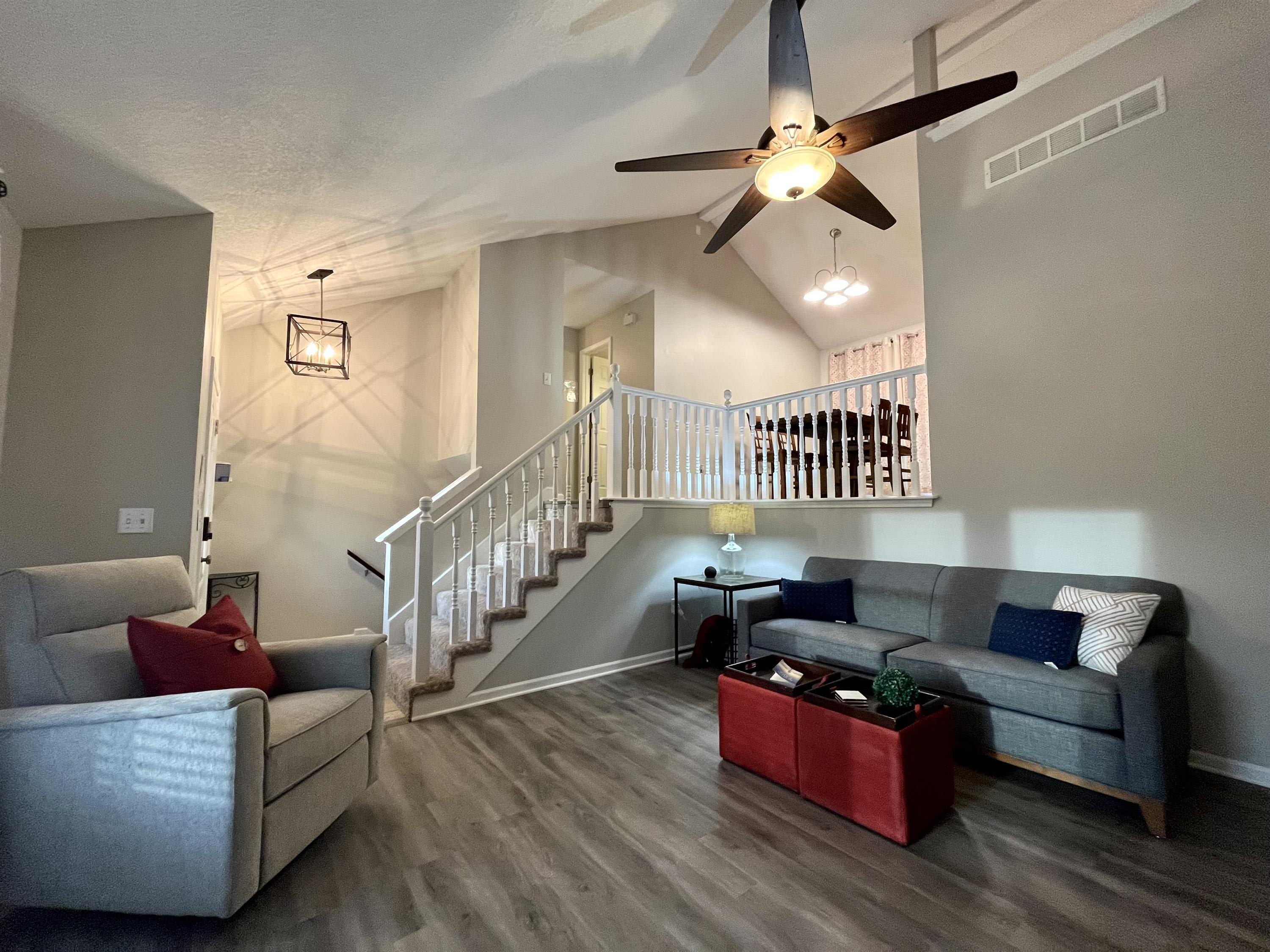 10225 N Main St – photo 5