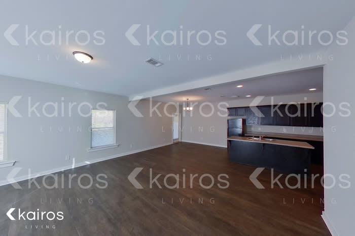 8022 Shadesbrook Drive – photo 5