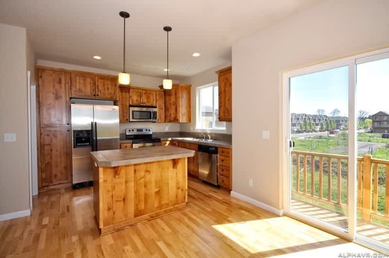 Craftsman Style Townhouse – photo 2