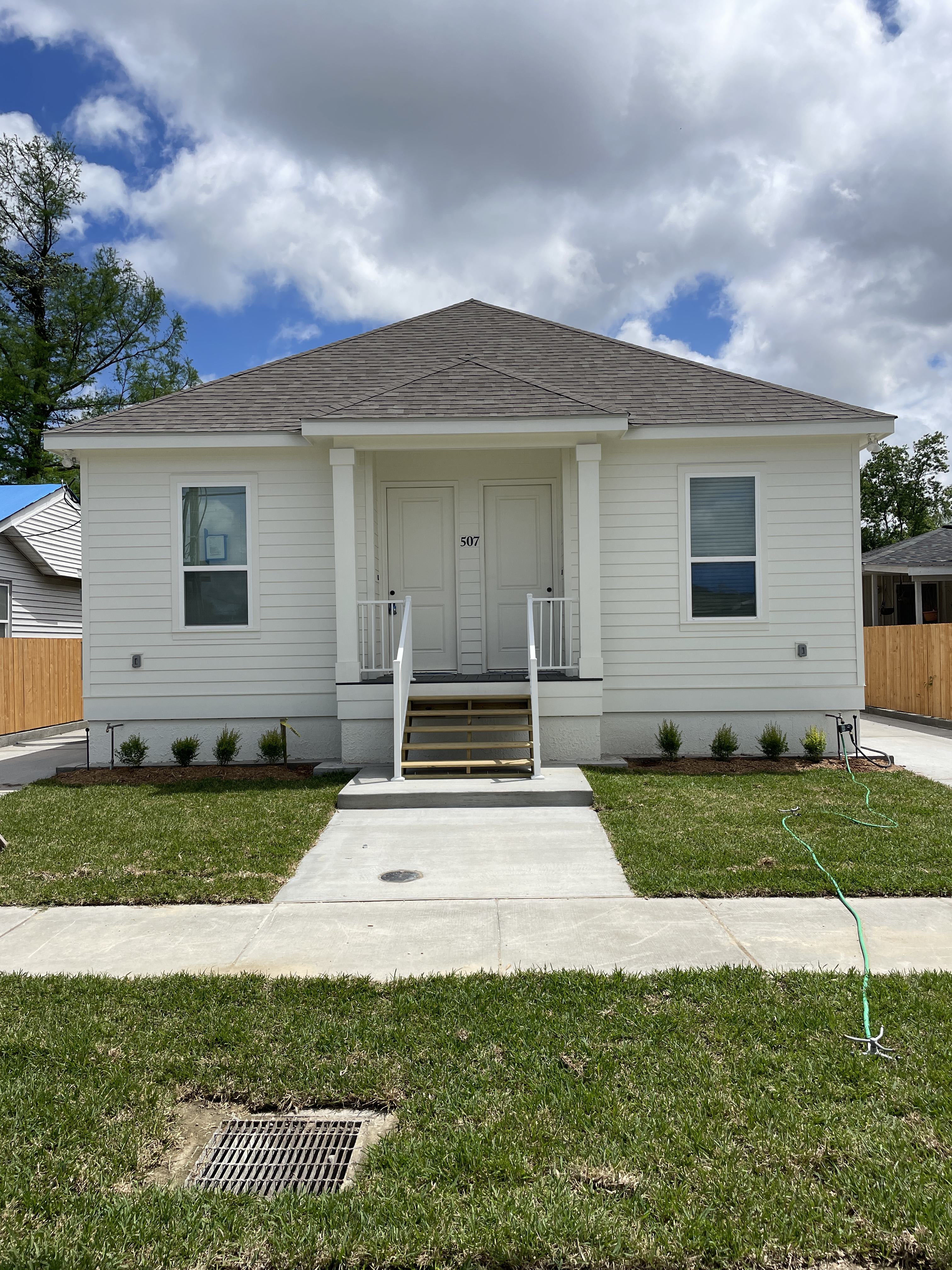 507 Center St – photo 1