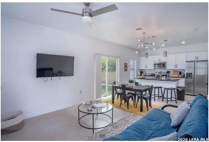 1022 Delaware – photo 2
