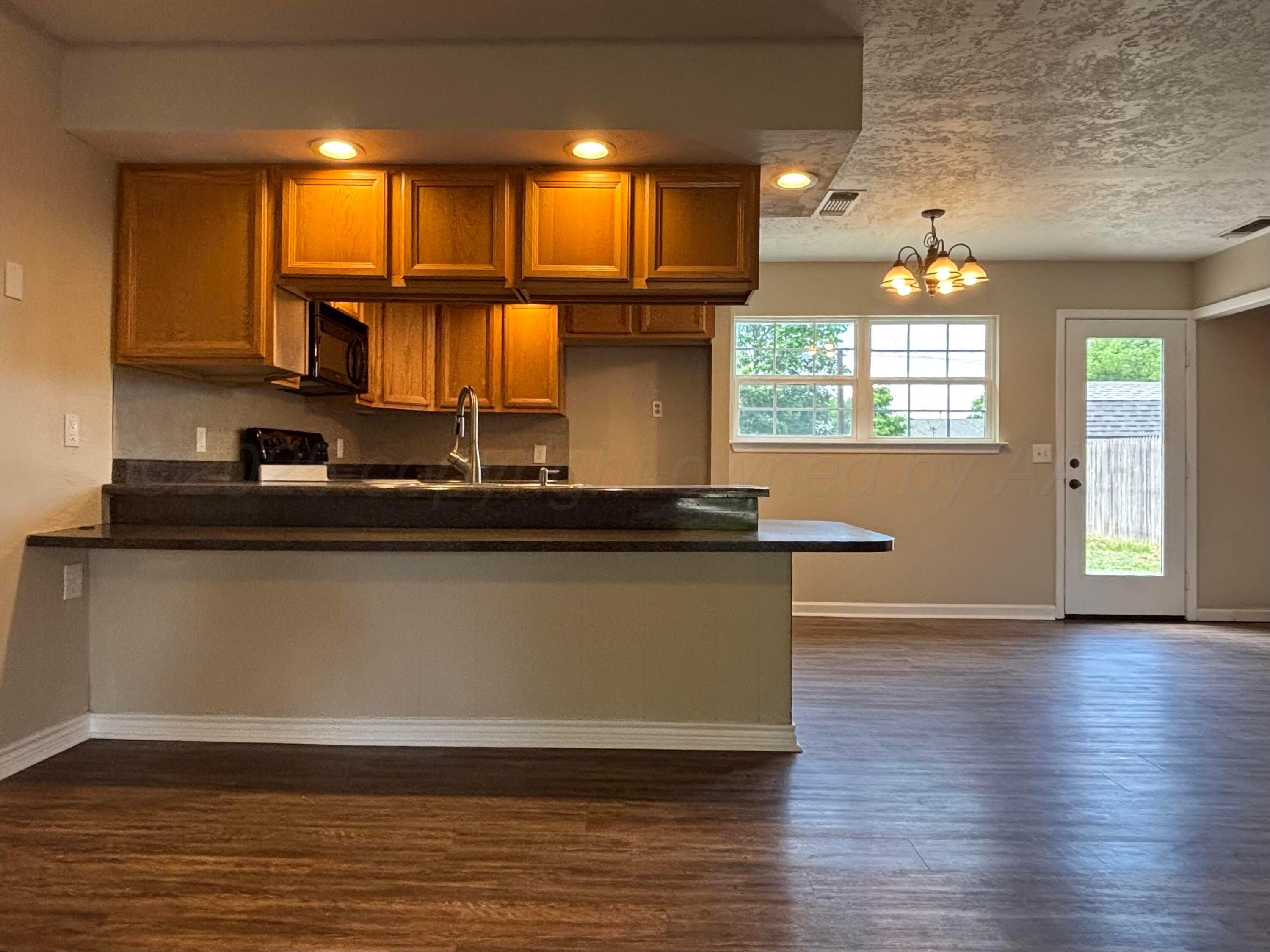 5102 BENTON Drive – photo 3