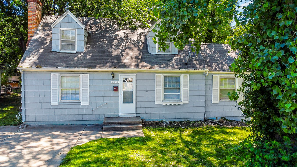 4131 Eaton St – photo 2