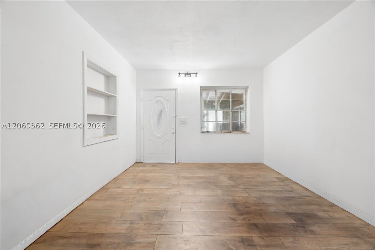 2750 Sw 26Th St – photo 5