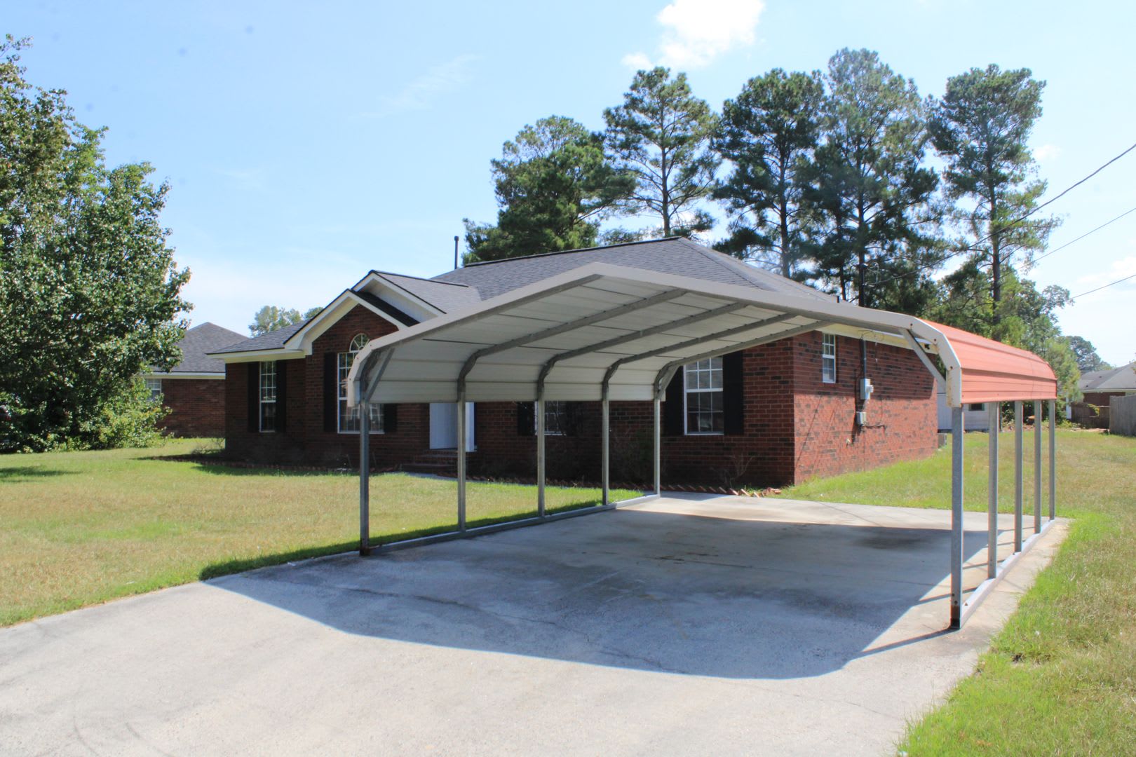 3BR/2BA All-Brick Beauty in Walton Meadow! – photo 4