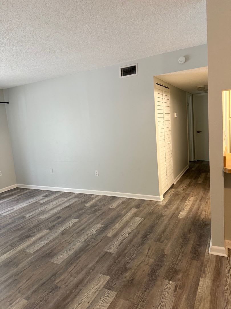 Pine Ridge at Tarpon Condo – photo 5