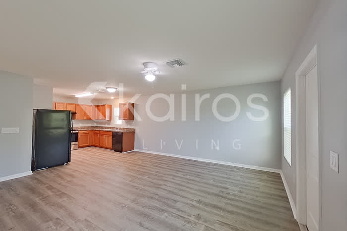 305 Northeast 23rd Terrace – photo 4