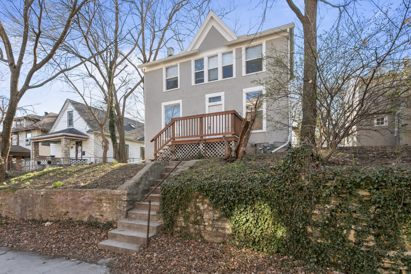 4132 Locust St – photo 2