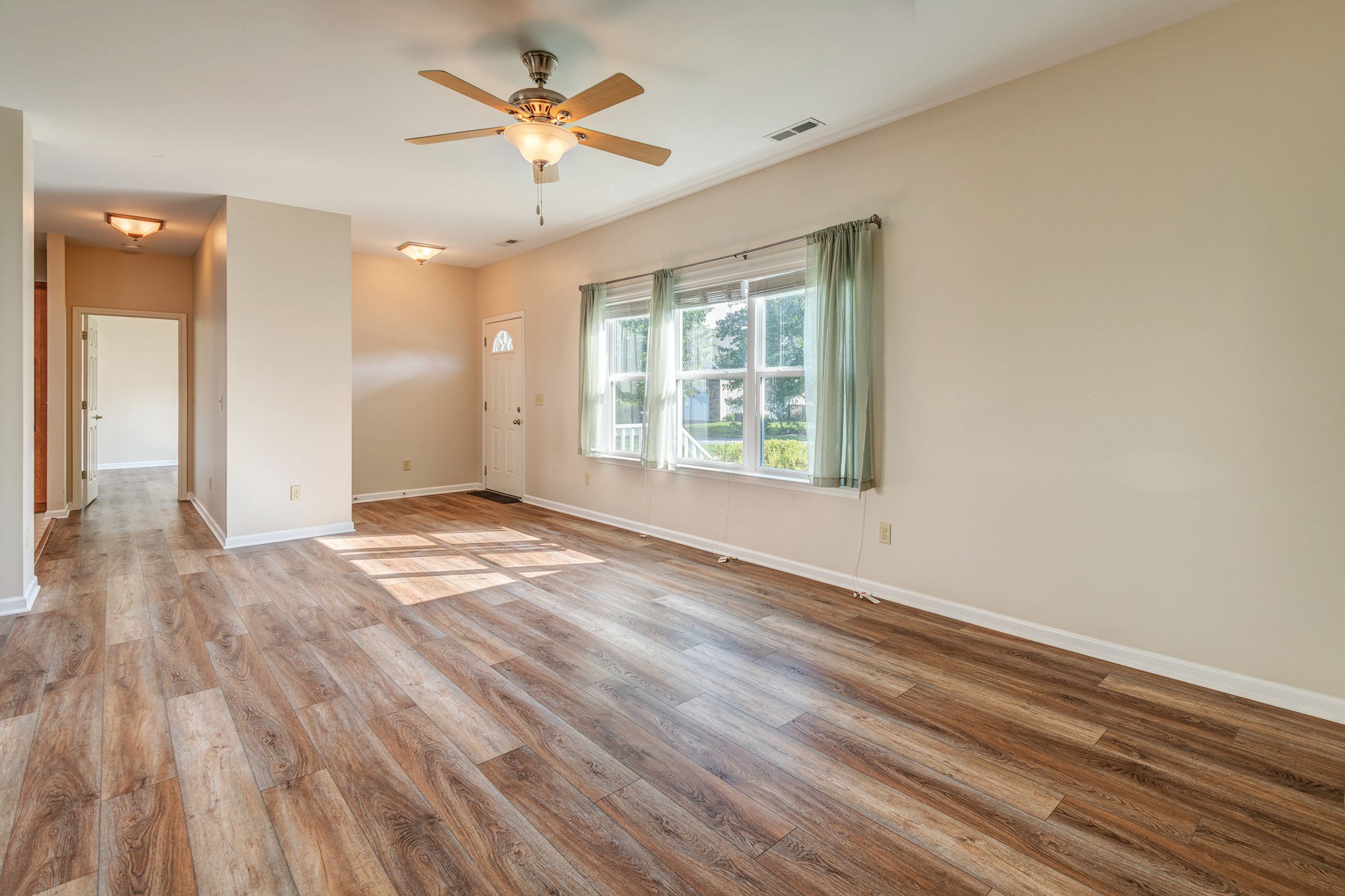 175 Springfield Meadow Drive – photo 3