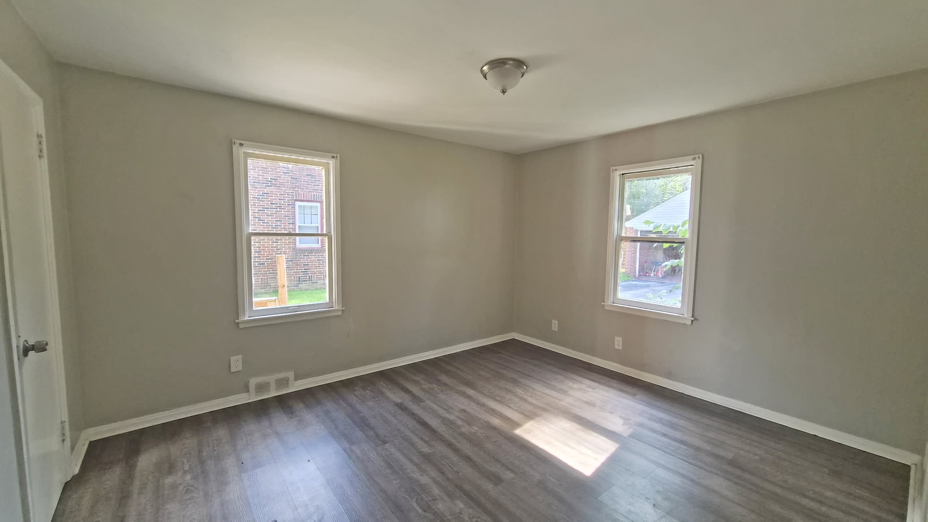4230 Chester Drive – photo 4