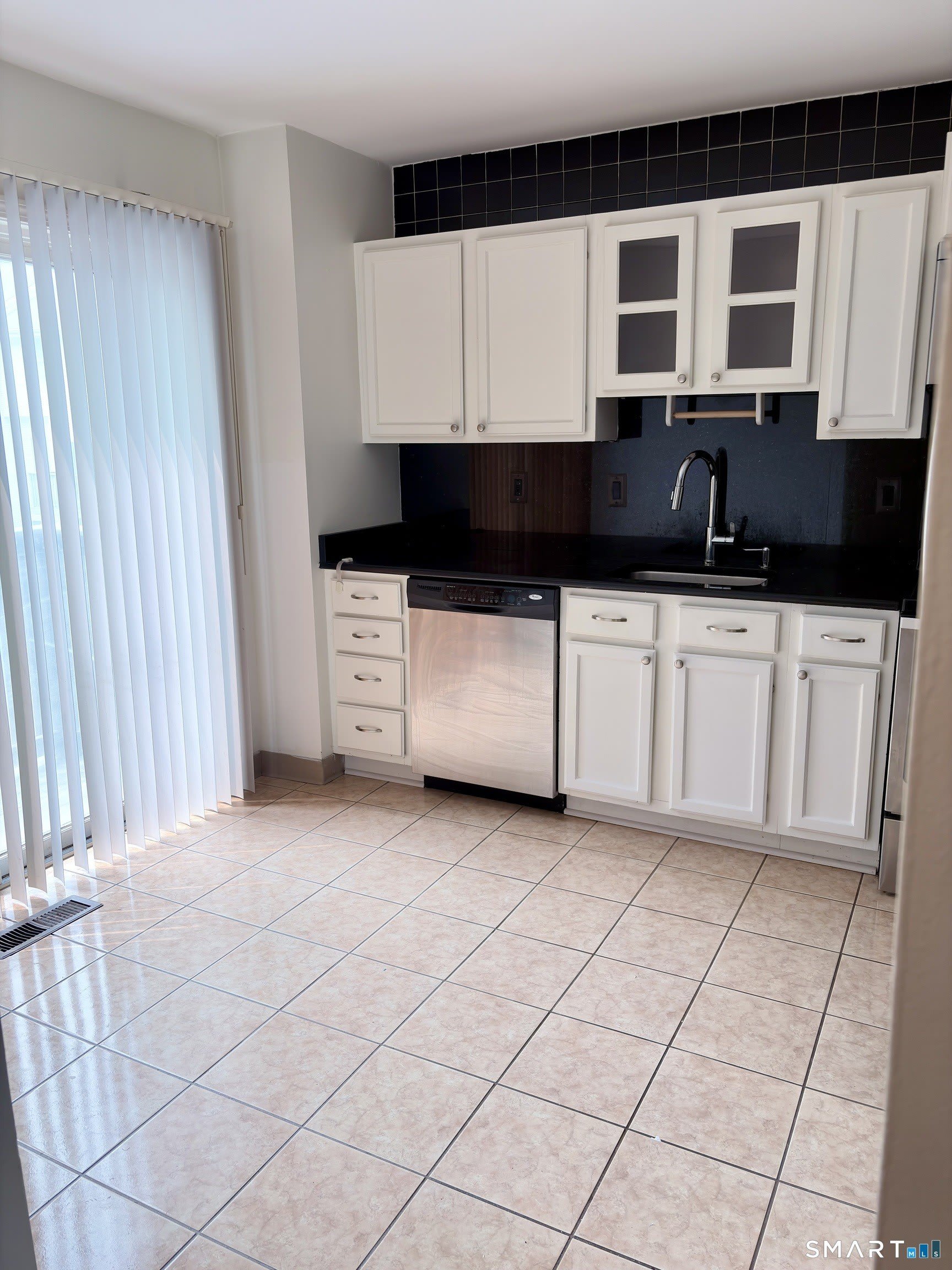 193 Abbotsford Avenue – photo 2