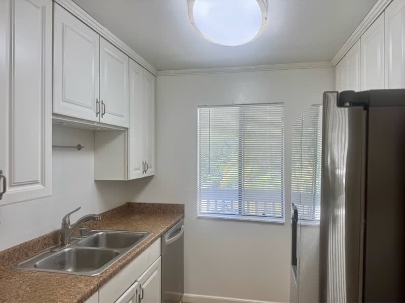 550 West Pennsylvania Avenue – photo 3