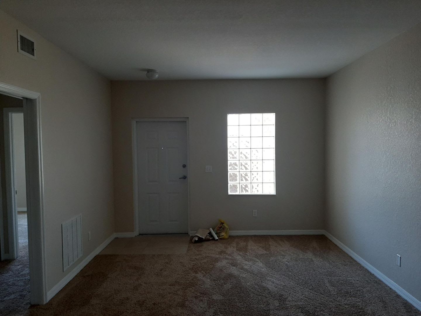 Coming early August 2/2 Ground floor with newer carpeting – photo 3