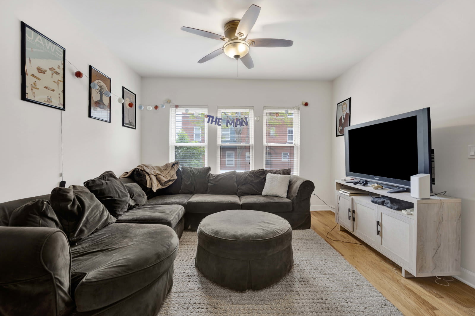 1156 West Cornelia Avenue – photo 3